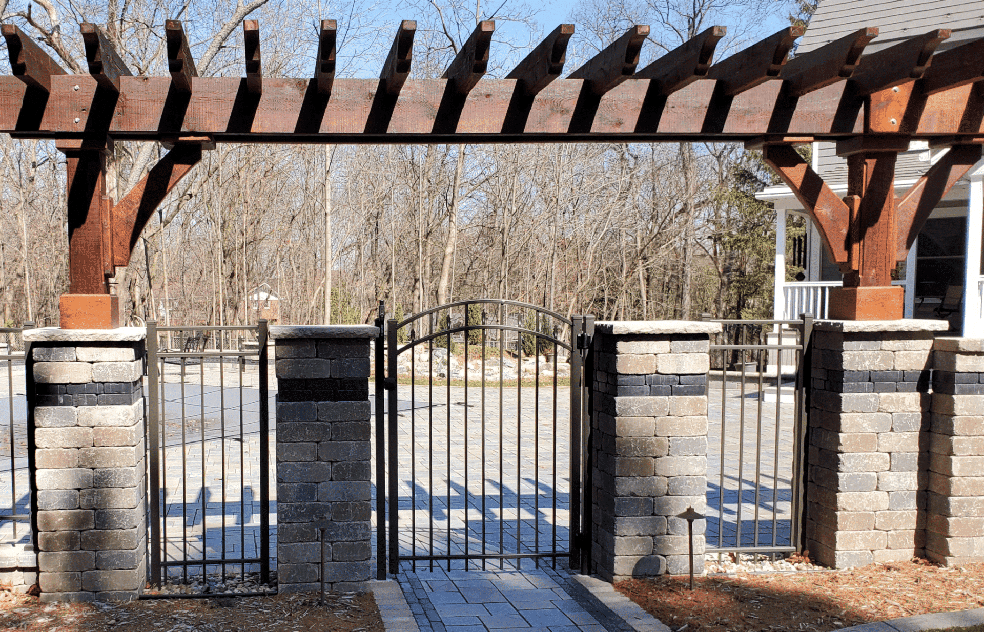 Aluminum Fences in New Berlin, aluminum fence installation New Berlin, residential aluminum fencing New Berlin WI
